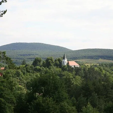 Zempleni Pitvaros Piheno Gasthuis Telkibánya