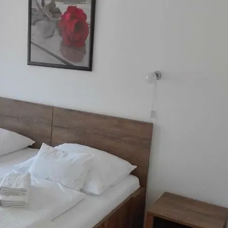 Zempleni Pitvaros Piheno Gasthuis