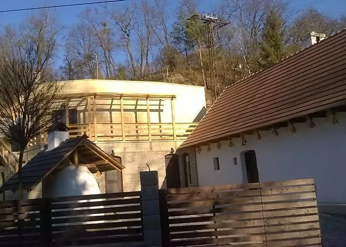 Zempleni Pitvaros Piheno Penzion 3*