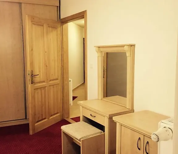 Zempleni Pitvaros Piheno 3*