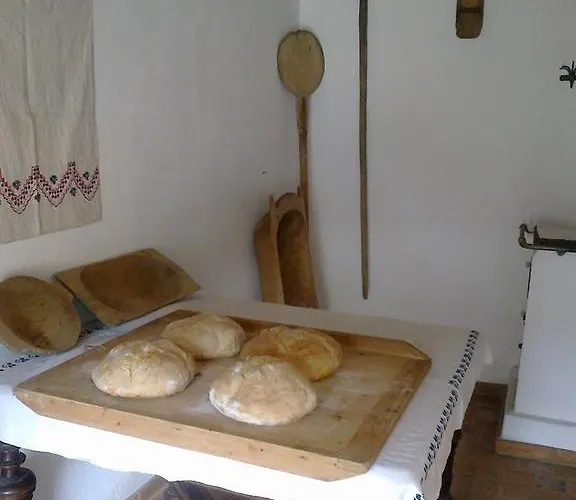 Zempleni Pitvaros Piheno Penzion 3*