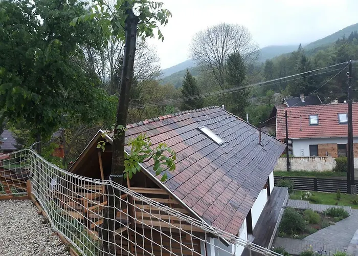 Zempleni Pitvaros Piheno Penzion